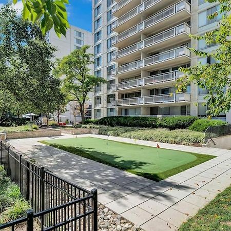 Charming Apartment At Crystal City With Amazing Amenities 阿林顿 外观 照片