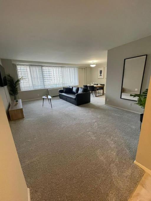 Charming Apartment At Crystal City With Amazing Amenities 阿林顿 外观 照片