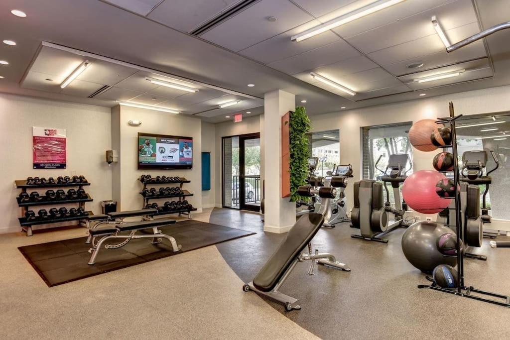 Charming Apartment At Crystal City With Amazing Amenities 阿林顿 外观 照片